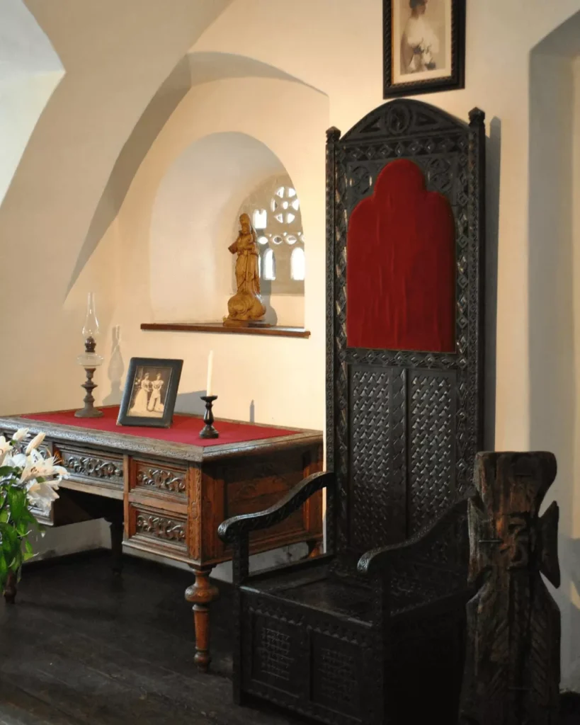 light academia living room